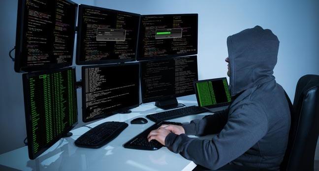 2013 ylnda YK sitesi hack?lenmi ve ele geirilen ?gizli? belgeler yaymlanmt.  2014?de sahte TTNet e-faturalaryla, ok sayda kullancnn bilgisayarna virs bulatrlmt.  2012?de LinkedIn hack?lenmi ve milyonlarca yeye ait hesaplar Rus siber sulular tarafndan ele geirilmiti.