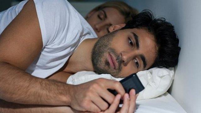 6-fa etmek Eler birbirleriyle ya da ilikileriyle ilgili zel konular yakn evrelerinden de olsa baka biriyle paylaarak ifa ettiklerinde, ilikiyi ayakta tutan en nemli unsurlardan biri olan gveni sarsarlar.