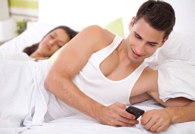 3-Kyaslama yapmak likinin ilerleyen aamalarnda kiilerin eini bir bakasyla kyaslamas ska yaanan bir durumdur.