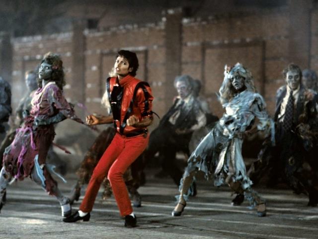 Thriller: Michael Jackson`n Thriller albm, piyasaya kt 1982 ylndan bu yana 70 milyon kopya satarak dnyann en ok satan albm oldu.