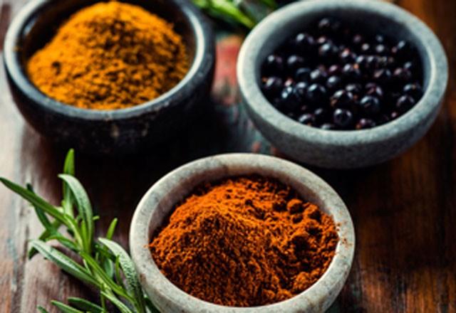 Baharatlar - 1-3 yl  Baharatlar zamanla tadn ve kokusunu kaybeder.