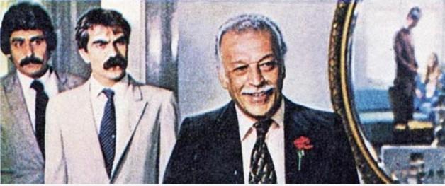 KARTALLAR YKSEK UAR  Kartallar Yksek Uar, 1983 ylnda TRT 1'de yaynlanan, senaryosunu Attila lhan'n yazd Trk televizyon dizisidir. lk yllarndan itibaren Cumhuriyetin geliiminin temel alnd dizi konusu iki ailenin atmasn ilemektedir.