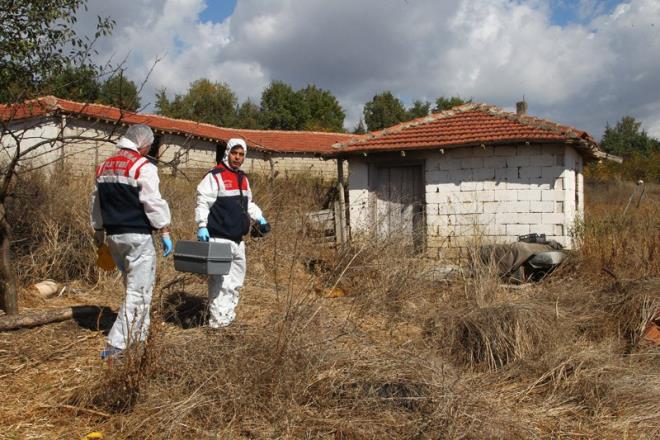 Firari ksz&#8217;n, Krklareli merkeze 30 kilometre uzaklktaki, snra yakn emeky'deki iftlik evinde sakland iddia edildi.