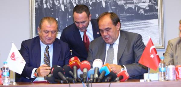 Fatih Terim, TFF'nin para teklifini kabul etmedi. Yani tecrbeli teknik adam milli takm altrmak iin para almayacak. Eer alrsa da hayr kurumlarna balayacak.