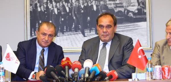 Fatih Terim, TFF'nin para teklifini kabul etmedi. Yani tecrbeli teknik adam milli takm altrmak iin para almayacak. Eer alrsa da hayr kurumlarna balayacak.