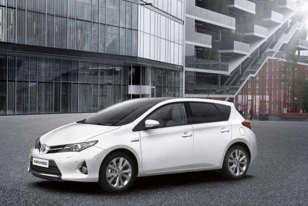 34 Toyota Auris 1.4 D-4D 90HP Yakt tipi: Dizel Ortalama yakt Tketimi(100km): 4.6 litre