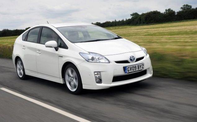 59 Toyota Prius 1.8 CVT 99HP Yakt tipi: Benzin Ortalama yakt Tketimi(100km): 4 litre