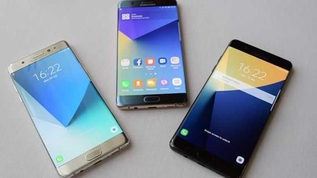 NOTE 7'LER GER AIRILMITI  <p>  Gney Koreli teknoloji devi pilleri arzal kan yeni modeli iin tm dnyada tketicilere seslenip ve rn geri armt.  <p>  Samsung Note 7 kullanclarna iade etme hakk ya da deitirme seenei sunmutu. irketin ana merkezi Gney Kore'de 200 bin cihaz iade edilirken 200 bin ise deitirilmiti.