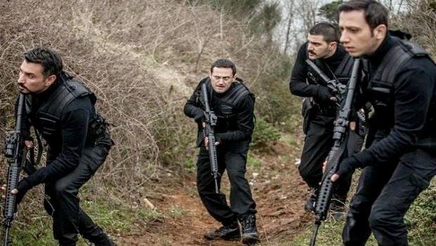 Enstit Bakan Prof. Habip Asan tarafndan savcla gnderilen yazda, "Bilindii zere lkemizde 15 Temmuz 2016 gecesi Fetullah Terr rgt tarafndan demokratik anayasal dzeni cebir ve iddet kullanarak ortadan kaldrma giriiminde bulunulmutur. 'Kurtlar Vadisi Darbe' ibareli marka bavurusu anlan darbe teebbsnden nce gereklemi olduundan konunun su oluturabilecei phesi ile bildirilmesi uygun grlmtr" denildi.