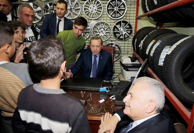 "Ben de &#8216;Sizi grnce karmda heyecanlandm. Eer bir ey olduysa zr diliyorum&#8221; dedim. Tokalarken ly karp kolunu biraz fazla sallamm. Onun iin zr dilerim.&#8221;