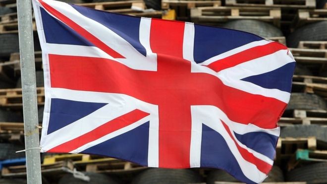 NGLTERE  <p>  Uzun sredir el altnda kontrol altnda tuttuu, hatta snrlarn dahi izdii, Osmanlnn elinden ekip ald bu topraklarn mezhep savalar ile yekpare kalmasn engellemek. Yine Osmanldan kopard topraklara yerletirdii sraillilerin gvenliini salamak, enerjiden pay kapma dahas blgede siyasi etkinliini srdrme... Musul&#8217;u ynetecek olan kesimi kendi kontrol altnda tutma, AB enerji gvenliinde sz sahiplii, Almanlar mlteci akmlar ile devre d brakma...