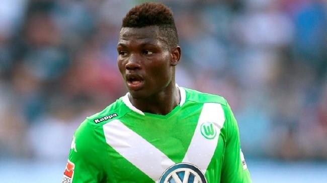 Gen oyuncu trafik kazasnda hayatn kaybetti  <br>  2015 ylnda Wolfsburg'un 20 yandaki Belikal futbolcusu Junior Malanda trafik kazasnda hayatn kaybetti. Malanda, arpma sonrasnda n camdan dar frlad ve olay annda yaamn yitirdi.