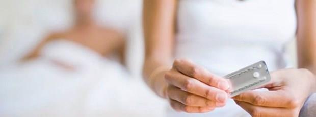 Uzun sre doum kontrol hap kullanmayn: zellikle 8 yl ve daha fazla sre doum kontrol hap kullanmnn riski artrdna dair veriler mevcut. Eer doum kontrol hap kullanacaksanz dier risk faktrlerinizle birlikte deerlendirilmeniz uygun olacaktr. Ancak, gnmzde kullanlan doum kontrol haplarnn dk doz hormon ierii nedeniyle riski artrmad ifade ediliyor.