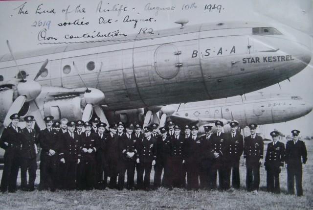 BSAA Star Tiger ve BSAA Star Ariel&#8217;in Kayboluu  ngiliz ve Gney Afrika Havayollar&#8217;na ait 2 yolcu ua neredeyse bir yl arayla (30 Ocak 1948 &#8211; 17 Ocak 1949) Bermuda eytan geni semalarnda yok olurlar. Uaklardan biriyle iletiim henz Bermuda eytan geni&#8217;ne girmeden kaybedilir.
