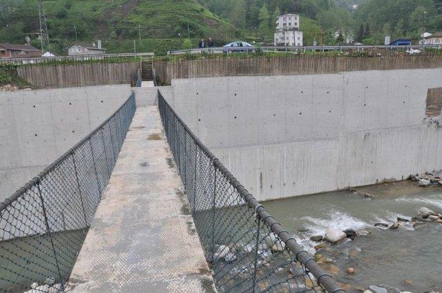 Yol almalar tamamland zaman kprnn yol tarafnda kalan ksm da ortadan kalkacak.