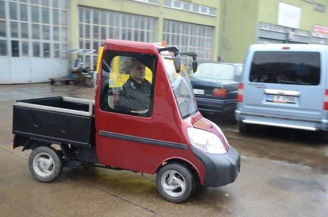Zonguldak'ta ortaokul mezunu torna ustas, ocukluunda hayalini kurduu arac yaklak 1 yllk aba sonucu kendi atlyesinde retti.