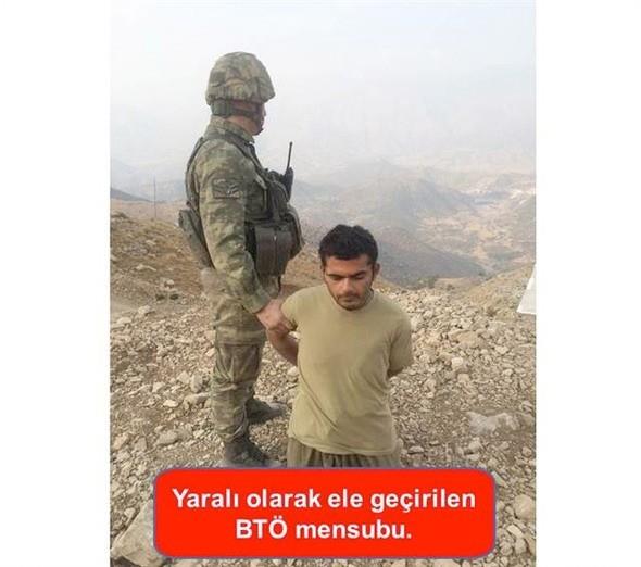 Yaplan aramada, ok sayda da silah ve tehizatla birlikte ele geirildi. Ele geirilen malzemeler arasnda, 1 Biksi makineli tfek, 1 Kanas keskin nianc tfei, 1 Zagros keskin nianc tfei,