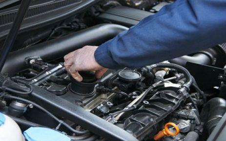 ARACINIZIN BAKIMINI UYGUN EKLDE YAPIN<p>  Aracnzn maksimum verimlilikte almasn salamak iin dzenli servisler ile bakmn yaptrn. Kirlenmi bujiler, kirli hava filtresi veya tkal yakt filtresi yakt tasarrufunuzu olumsuz bir ekilde etkiler. Motor yann dzenli olarak deitirilmesi de yakt verimlilii asndan ok nemlidir. Bakm iyi yaplm bir motor yakt tasarrufunu %4&#8217;ekadar arttrabilir.