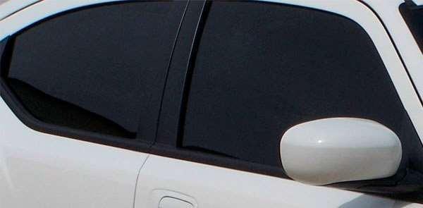 CAMLARI KAPALI TUTUN<p>  Camlarn ve gneliklerin almas aerodinamik eki oluturur. Bu durum aracnz yavalatr. Gerekli hzda seyretmek iin daha fazla enerji, dolaysyla daha fazla yakt gerekr. Camlarnz ve gnelii kapatarak yakt verimliliinizi arttrn