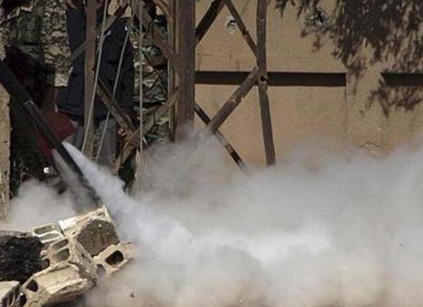 <p><b>Fizyolojik etkileri</b></p>  Burun akmas, gsn skmas, grn zayflamas, nefes almada glk, ar terleme, adalelerin kaslmas, kusma, gzbebeklerin klmesi ve grte bulanklk, sendeleme, aknlk, uyuukluk, hafza kayb, rpnma, koma, nefesin kesilmesi ve lmn meydana gelmesidir.