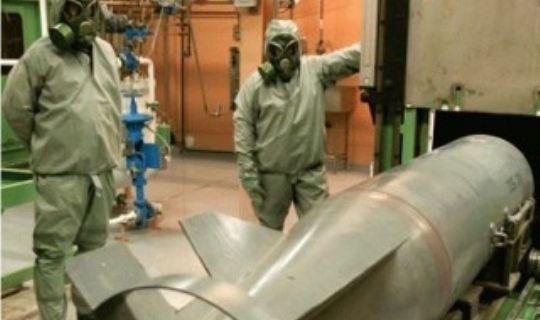 ok kk bir damlas bile insan ldrebilir. 1991`de Birlemi Milletler tarafndan kitle imha silahlar kategorisine alnmtr. Sarin gaznn retimi ve depolanarak saklanmas 1993`te CWC (Kimyasal Silahlar Konvensiyonu) tarafndan yasaklanmtr.