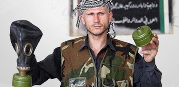 Suriye'de Esed glerinin kimyasal silahla yapt katliamda kulland sarin gaz en tehlikeli gazlardan biri.    <p>ok kk bir damlas bile canllar yok edebilme zelliine sahipken, BM`ye ramen bu gazn kullanmna neden izin veriliyor?</p>