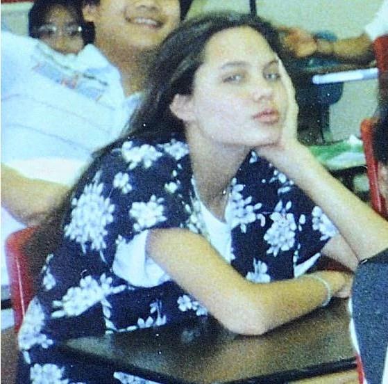 Kim bilir o yllarda kimlerden ayrlp canlarn yakt. &#128513;