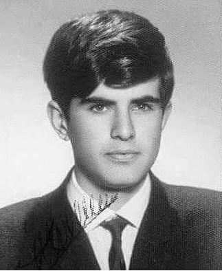 Hi eskimeyecek karizmasyla, Tark Akan