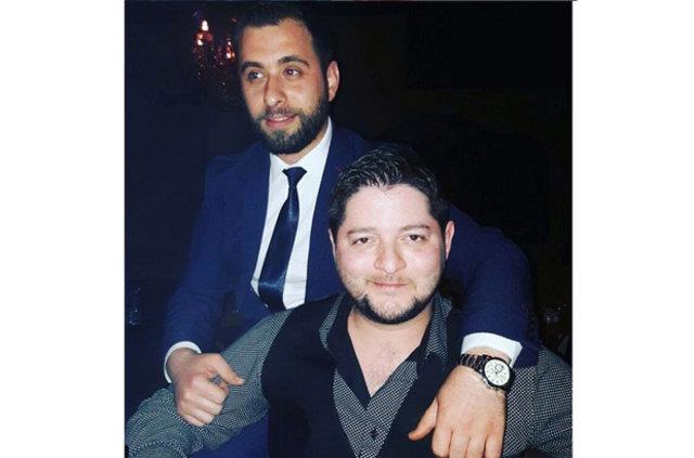 * ark sylerken bir yerde kalyordu sesim. Sonra bunun tbbi yntemlerle deil de eitimlerle dzeleceini rendim.    * ocuk yamda ikili ortamlarda vs. ortamlardaydm. Bama ok kt eyler gelebilirdi. ok kr ki gelmedi. imde yle bir ey olmad iin bu olaylara girmedim.