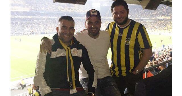 * Parasal sorun hi yaamadm. Akll binann yapm dneminde sorun yaadk. Ben rahmetli Hilmi Amca'nnda o sorunlar yznden rahatszlandn dnyorum.