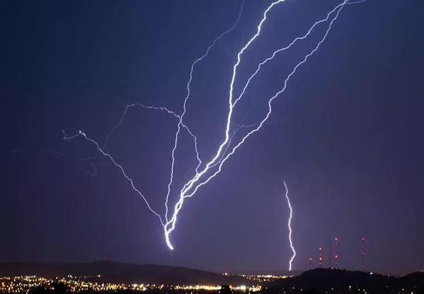 imek her zaman yukardan aa akmaz, nadir de olsa bazen aadan yukar akar.