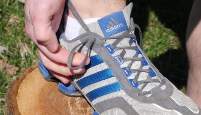 te nedeni...    Fazlalk back delii back ile ayak bileinizi daha sk sararak ayanz yere daha salam basmanza yardmc oluyor.