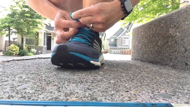 Ayrca ayak parmaklarnz ne doru kayp trnaklarz acmayacak.