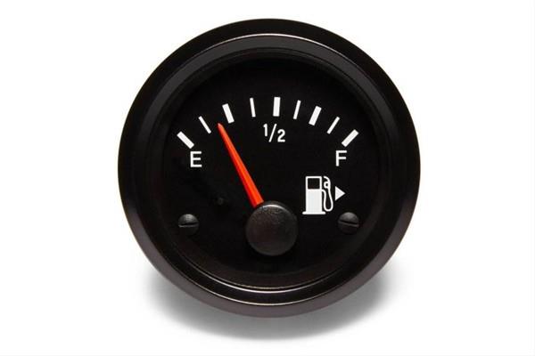 Benzin deposu iaretinin yannda bulunan oklar, depo kapann ynn gsteriyor.