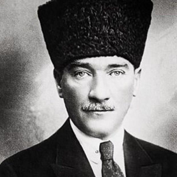 ONUR BYKTOPU  <br>  10 kasim atamizi saygiyla aniyoruz