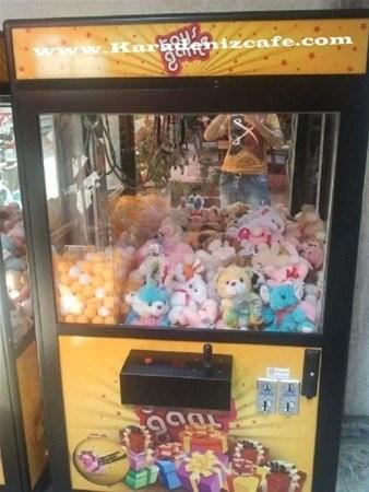 O kk hediyeye mani olan kska makineleri aslnda tamamen kandrmacaym. te makinenin ierisindeki dzenein srr.