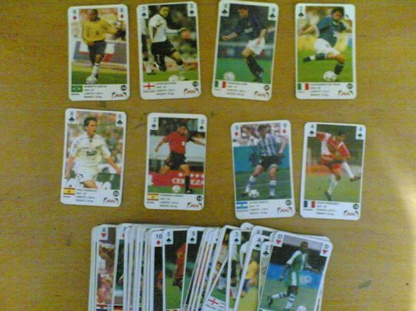 ocukluunuzdaki futbol kartlar...
