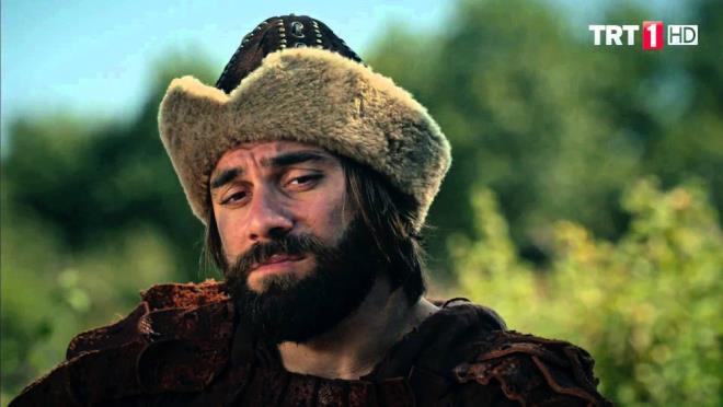 TRENDE BYK KRZ IKTI  Altn Kelebek dlleri sahiplerini buldu. Trende TRT'nin sevilen dizisi Dirili Erturul'a en iyi dizi dl verildi. Ancak dl treninde yaananlar sonrasnda kriz kard.