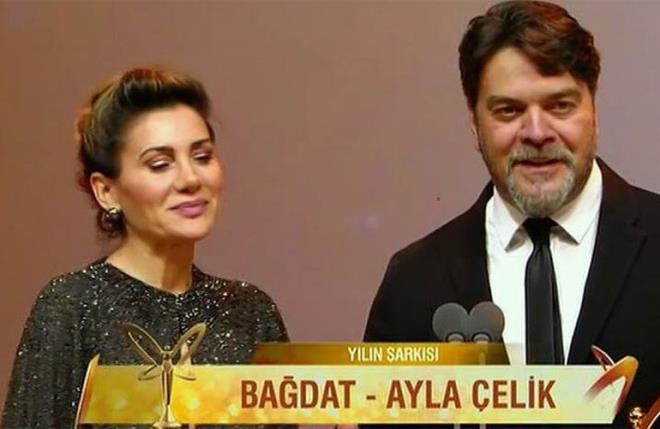 YILIN ARKISI: AYLA ELK (BADAT)<br>  AYLA ELK DL YAKIN ARKADAI BEYAZIT ZTRK&#8217;N ELNDEN ALDI