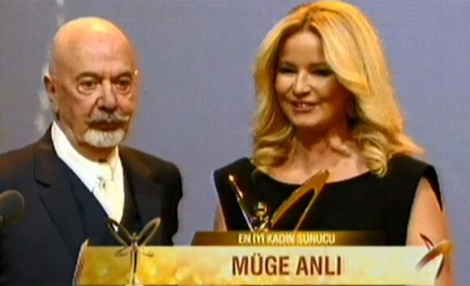 EN Y KADIN SUNUCU: MGE ANLI (ATV)<br>  ERKAN YOLA, MGE ANLI&#8217;YA DLN BYLE VERD