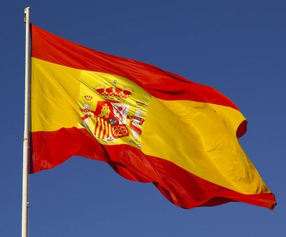 spanya<br>    32 GB iPhone 7 = 769 euro = 2560 TL