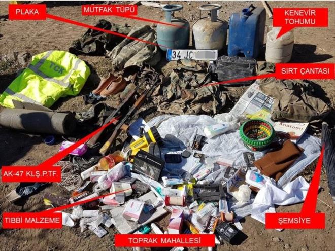 rnak'n Beytebap ilesi Ferain blgesinde yrtlen operasyonlarda PKK'l terristlere ait ok sayda silah ve mhimmat bulundu.