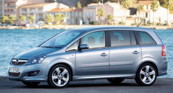 <p>35- OPEL ZAFIRA 1.8 16V</p> 1.8 lt'lik Active Select anzmanl Zafira, ortalama 7.1 lt/100 km tketir.