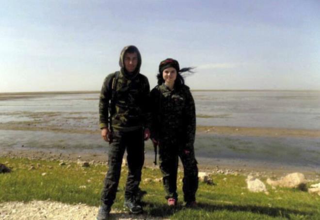 Terristlerin "Serxwebun Botan" kod adl Miroslav Farkas ile "Zelane Botan" kod adl kadn terrist Marketa Vselichova olduklar belirlendi.