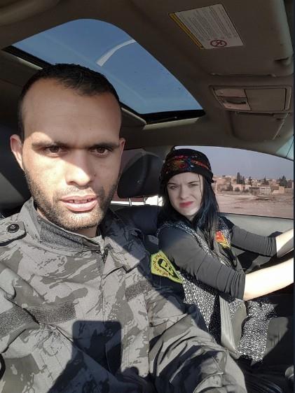 ALMAN VE FRANSIZ ZEL KUVVETLER ETT  <br>Fransz lejyon kamplarnda ve Alman zel Kuvvetleri'nde YPG saflarnda atmalar iin eitildiklerini itiraf eden terristler, Suriye'de Fransz lejyonerler, Alman zel Kuvvetleri'nden ve Amerikan zel Birlikleri'nden ok sayda asker grdklerini ve birlikte atmaya girdiklerini sylediler.