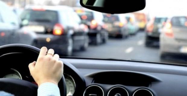 BAKAN RNEKLE AIKLADI<br>    Maliye Bakan Naci Abal bir rnekle konuya yle aklk getirdi: "Mesela 1600 CC'ye kadar olan aralarda TV yzde 45. Acaba sadece motor silindir hacmine bakarak vergi oran tespit etmek doru mudur diyoruz?