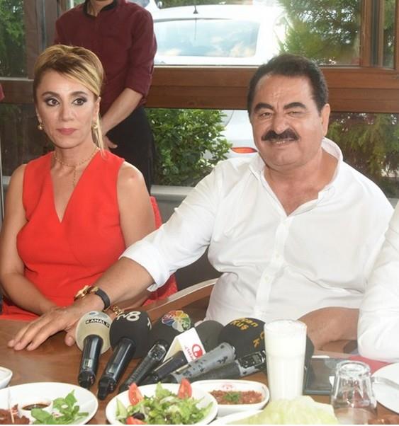 brahim Tatlses'in yllardr yardmcln yapan 'sa kolum' dedii Damla Buket akc ile u sralar evlilik hazrl yapt renildi. (Hrriyet)