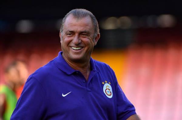 Fatih Terim szlemeyi okuyarak imzalasa bari. Demirren?in sa solu belli olmaz, 10 yllk filan imzalatr sonra