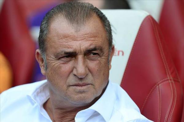 Fatih Terim sper Lig?deki btn takmlar birer hafta altrsn bari:)