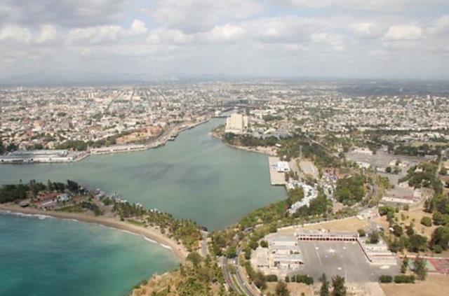 Dominik Cumhuriyeti - Orta